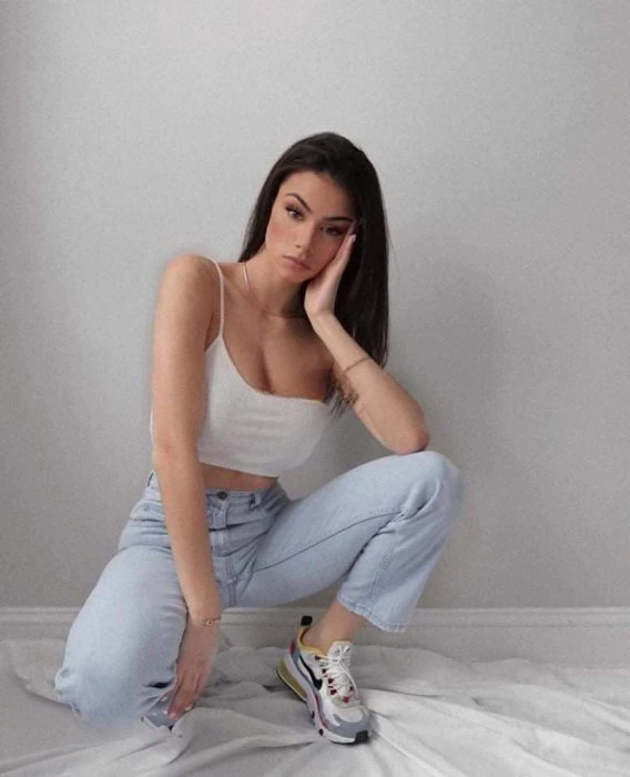 Izabel, Escort, Singapore