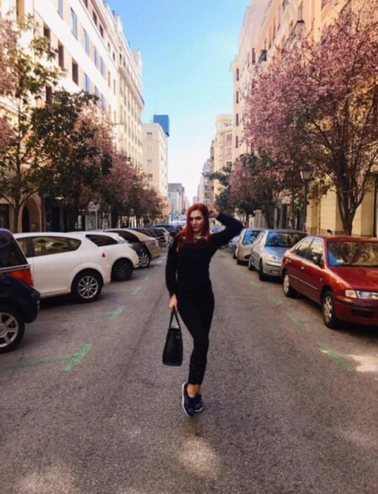 Sandra — 4 / 5