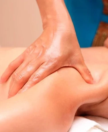 Izza Verschiedenen Arten Von Massagen In Schaffhausen — 3 / 5