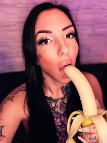 Lia Jolie Deutsch — 10 / 11