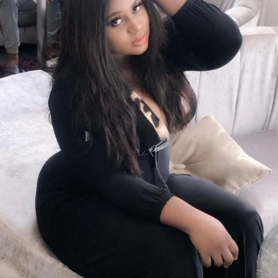 Moesha, Escort, Accra