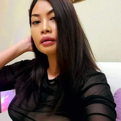 Thai Lin, Escort, Leipzig