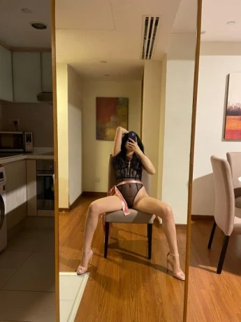 Erika Japanese — 2 / 3