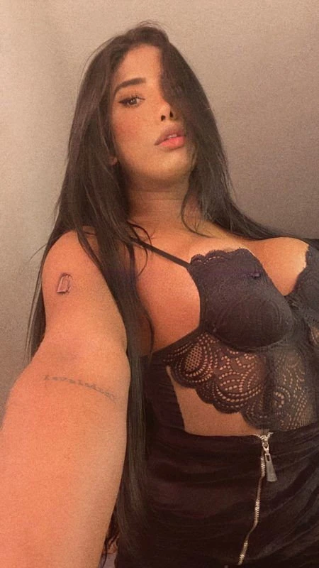 Bruna Canuto — 8 / 10
