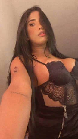 Bruna Canuto — 8 / 10