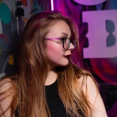 Milka, Escort, Parma