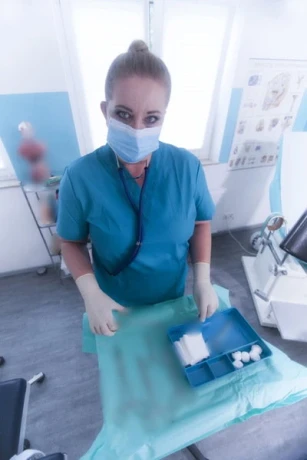 Comtesse Greta — 4 / 19