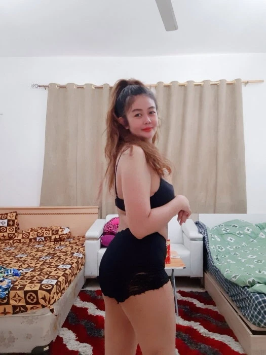 Jenny — 4 / 5