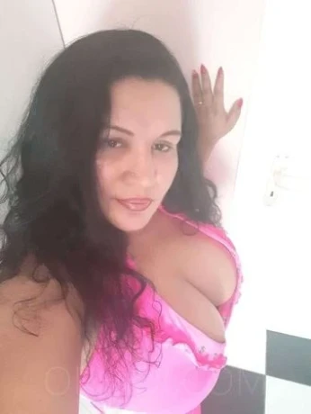 Yazmin geil - sehr üppig — 11 / 13