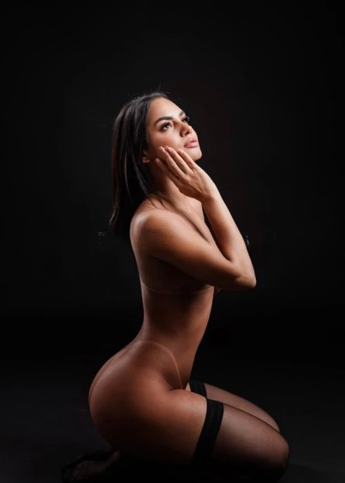 Naomi, Escort, Paris