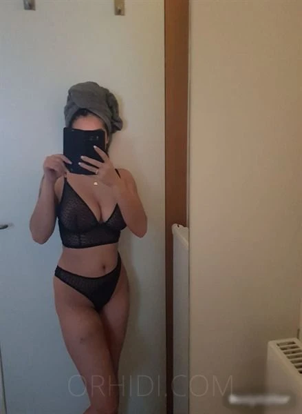 Sara, Escort, Landshut