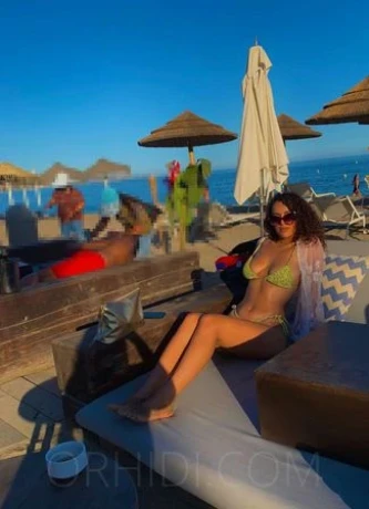 Malika die Hübsche — 4 / 8