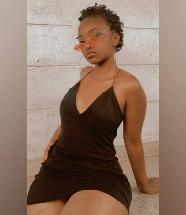 Anita, Escort, Umm Salal Muhammad