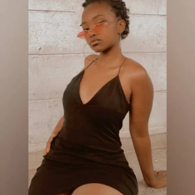 Anita, Escort, Umm Salal Muhammad