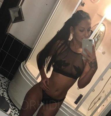 Valeriya — 6 / 9