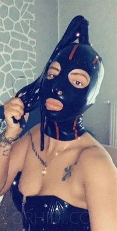 Herrin Lexy Fetisch Bizzar Domina — 7 / 18