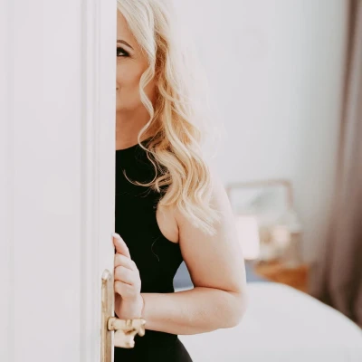 Julietta, Escort, Wels