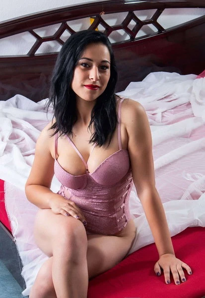 Desi — 10 / 18