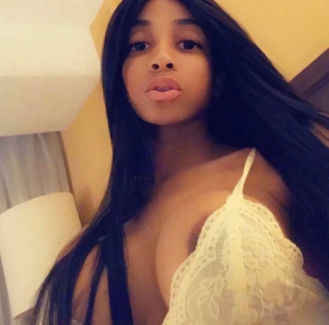 Nicole Dominican — 2 / 3