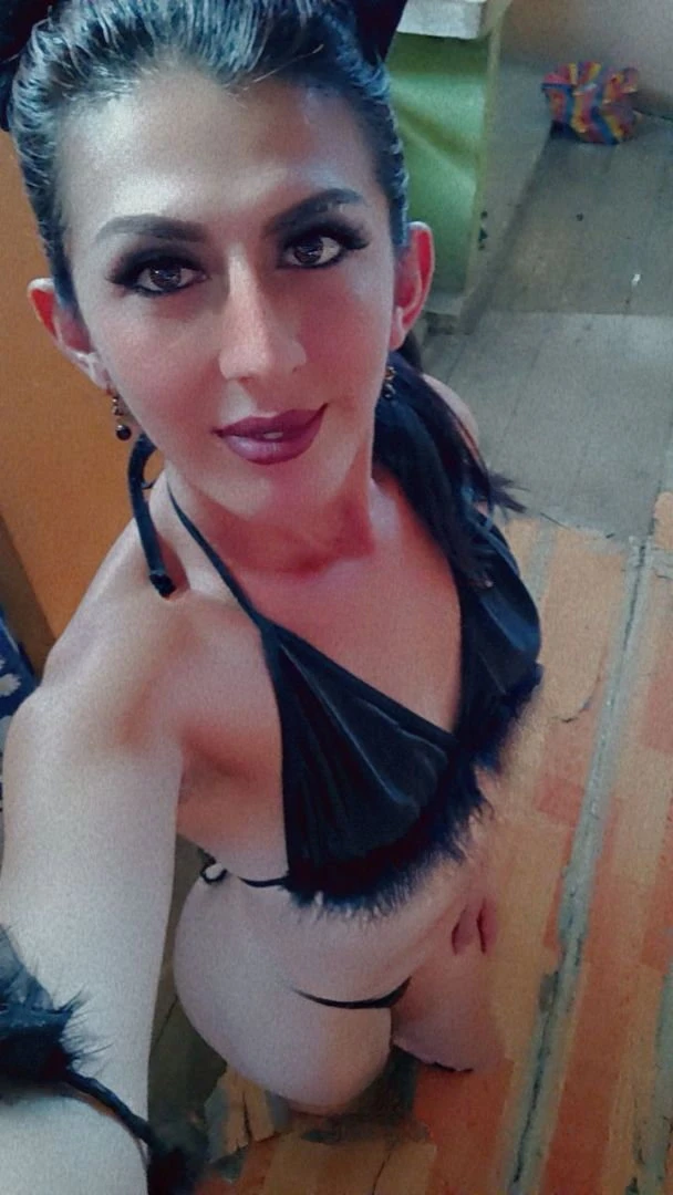 Loana Rodríguez — 8 / 12
