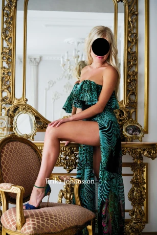 Erika Johansson — 2 / 4