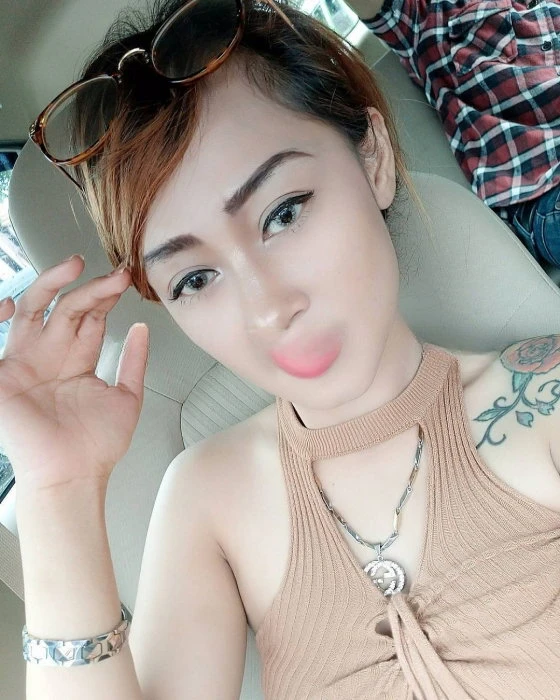 Ratu Miu — 2 / 3