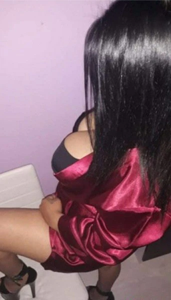 Klara, Escort, Las Varillas