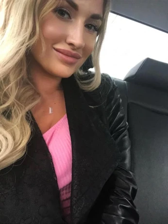 Bianca Boobs — 3 / 8