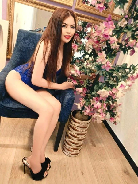 Yaya Top Massage 100 Aktuelle Originalbilder — 4 / 6