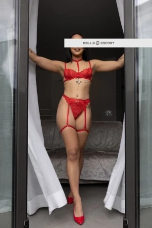 Sara Krug — 2 / 9