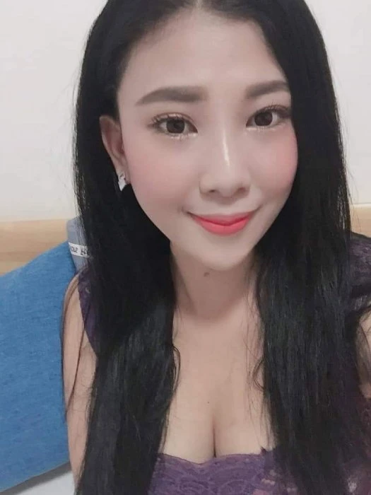 Lala, Escort, Mandaluyong