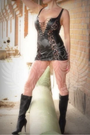 ANGELINA -Erot. Massagen — 4 / 5