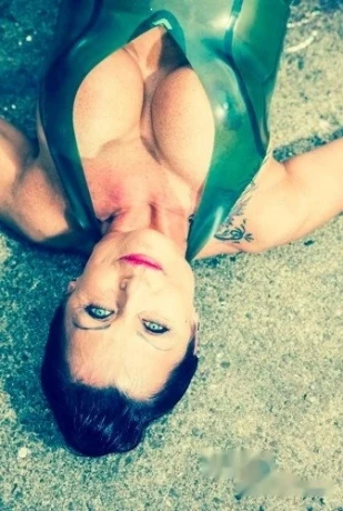 Sonja — 1 / 17