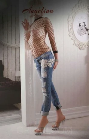 ANGELINA — 2 / 3