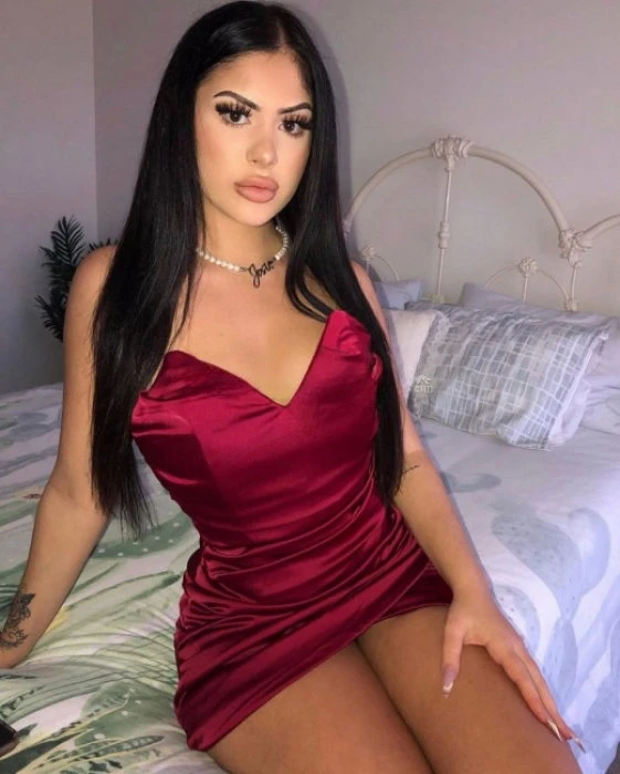 Eliza — 3 / 4