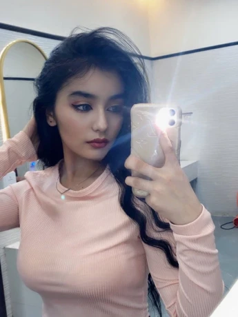 Lovely Jojo — 2 / 10