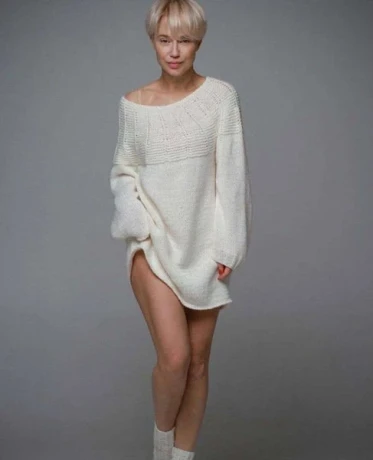 Sorana Feurige Blondine — 4 / 9