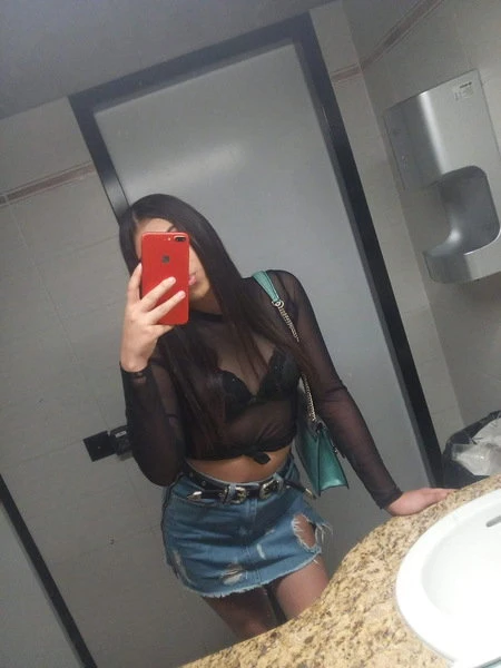 Neu Sara — 7 / 8