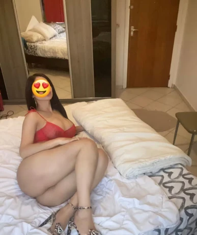 Lia Sexy Latina Neu — 1 / 3