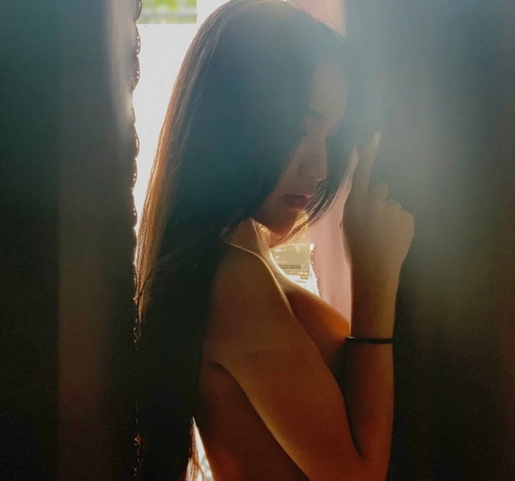 Kimmy — 7 / 12