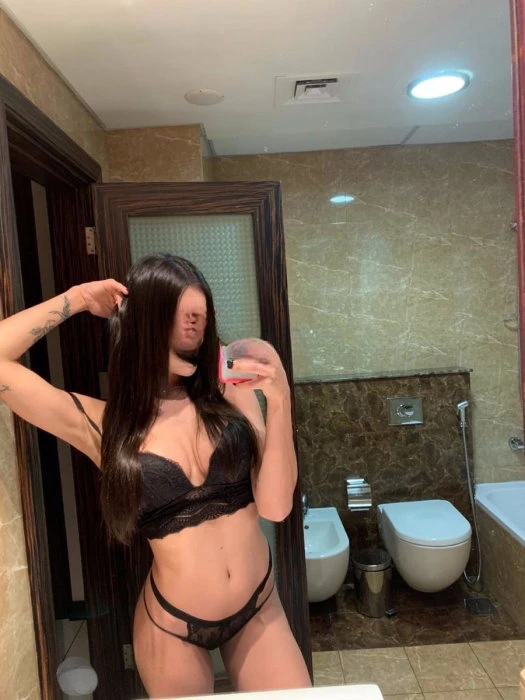 Gaby — 2 / 7