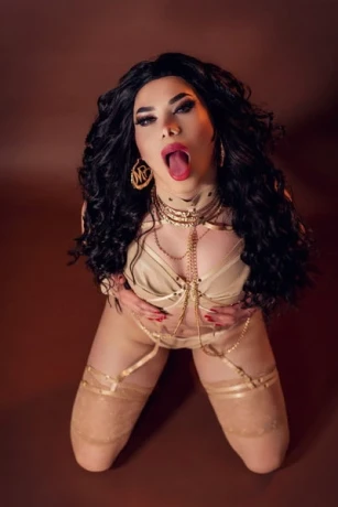 Ts Macarena — 7 / 18