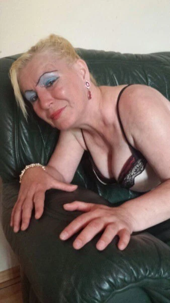 Catrin Av Konigin, Escort, Basel