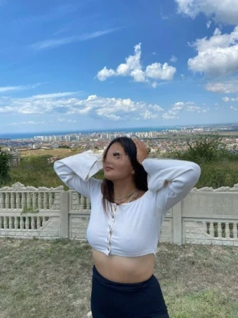 Zhanna — 4 / 7