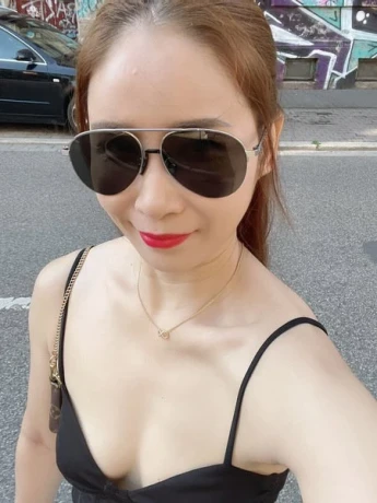 Lena Beste Massage! — 2 / 3