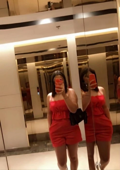 Zeinep, Escort, Vienna