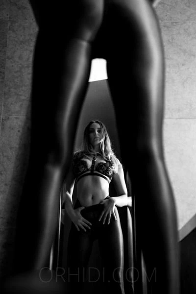 DOMINA LADY LARA, Escort, Rödermark