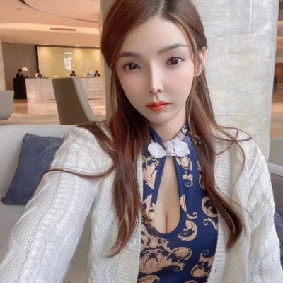 Jinjin, Escort, Turnhout