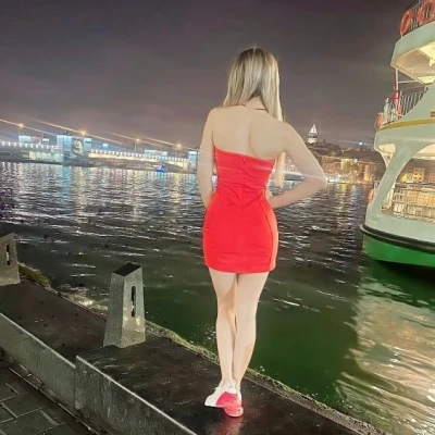 Vika, Escort, Istanbul