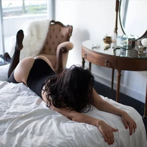 Christina — 3 / 4